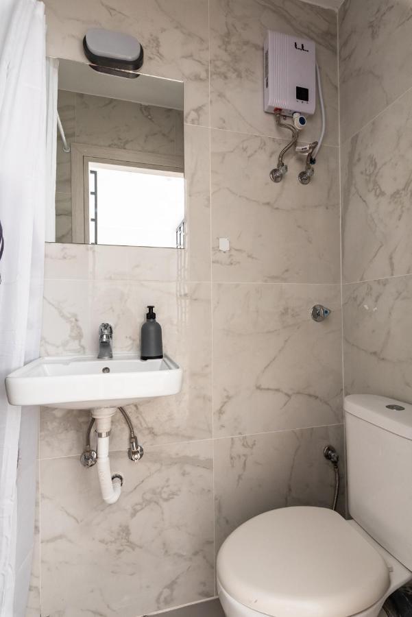 Modern Studio Close To Waterfront Салоники Экстерьер фото